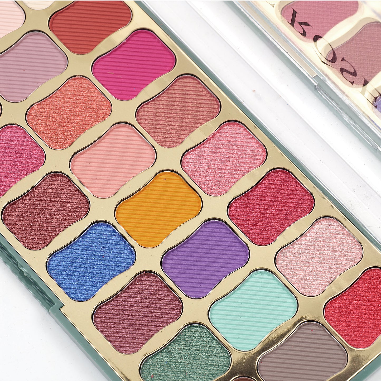 Miss Rose 24 Color Eyeshadow Palette | 7001-025M6
