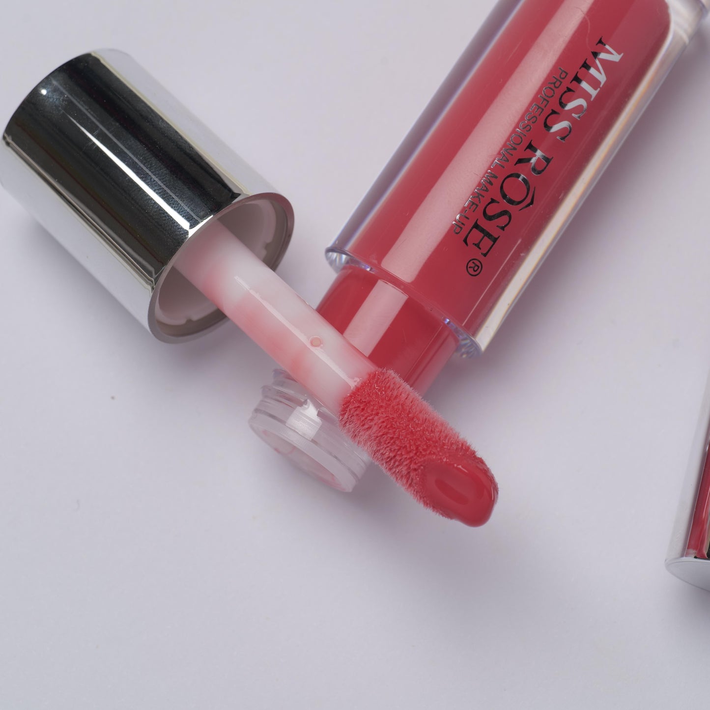 Miss Rose Glossy Moisturizing Lipgloss | 7701-501Z24